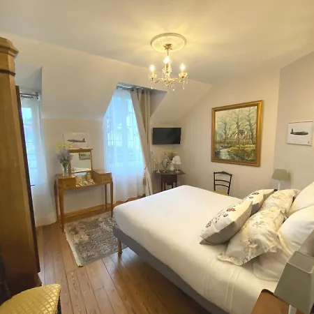 Gasthof Dday Aviators Le Manoir 4*