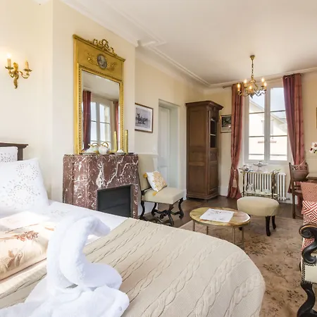 Gasthof Dday Aviators Le Manoir 4*