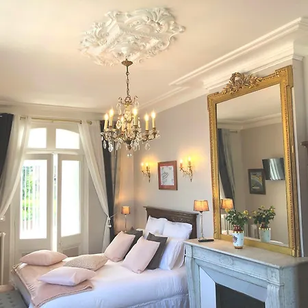 Gasthof Dday Aviators Le Manoir 4*