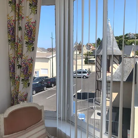 Dday Aviators Le Manoir Gasthof 4*