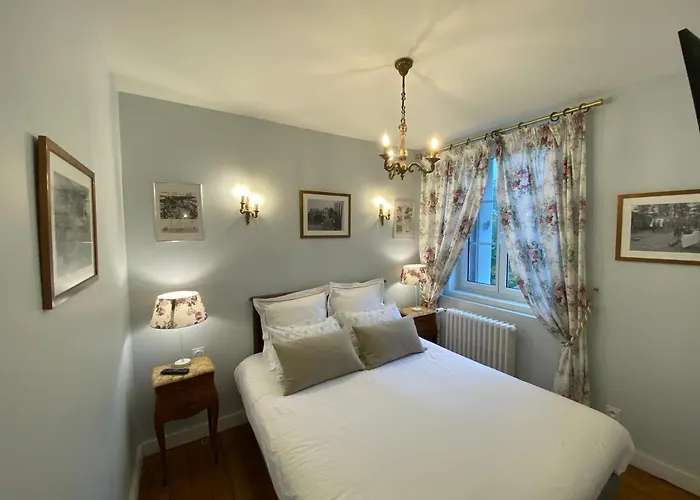 Maison d'hôtes Dday Aviators Le Manoir