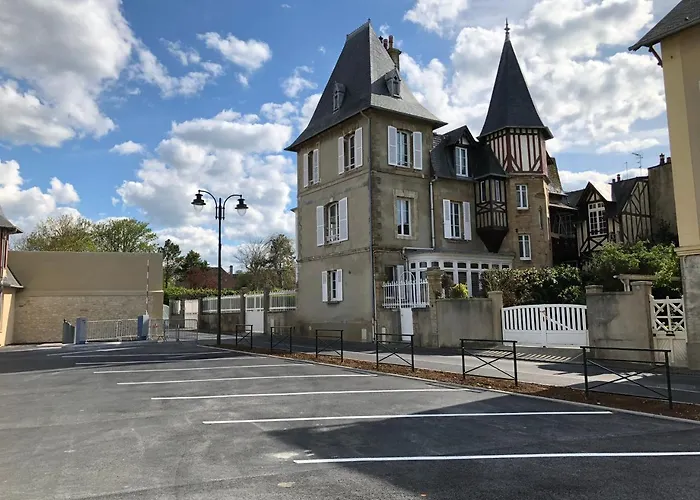 Dday Aviators Le Manoir Maison d'hôtes Arromanches-les-Bains