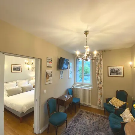 Penzion Dday Aviators Le Manoir Arromanches-les-Bains