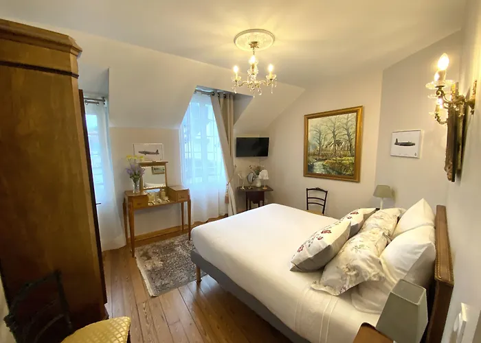 Dday Aviators Le Manoir Guest house 4*