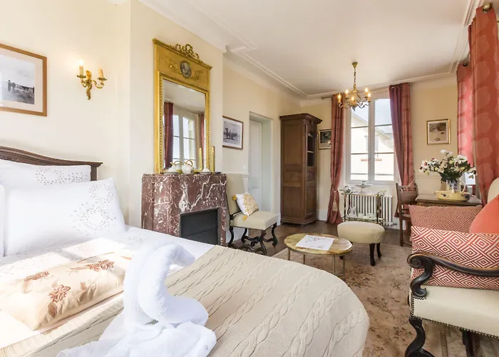 Guest house Dday Aviators Le Manoir 4*