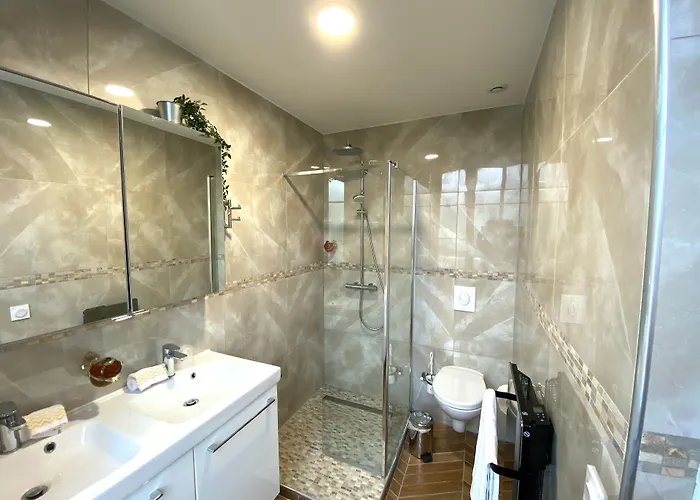 بيت ضيافة Dday Aviators Le Manoir 4*