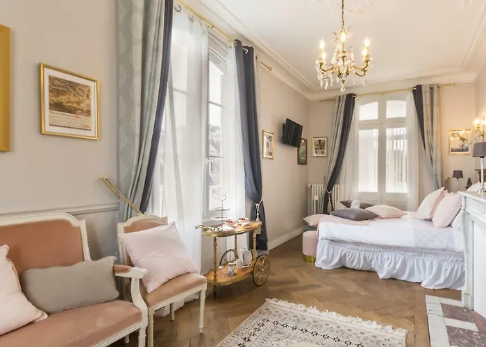 Dday Aviators Le Manoir Guest house 4*